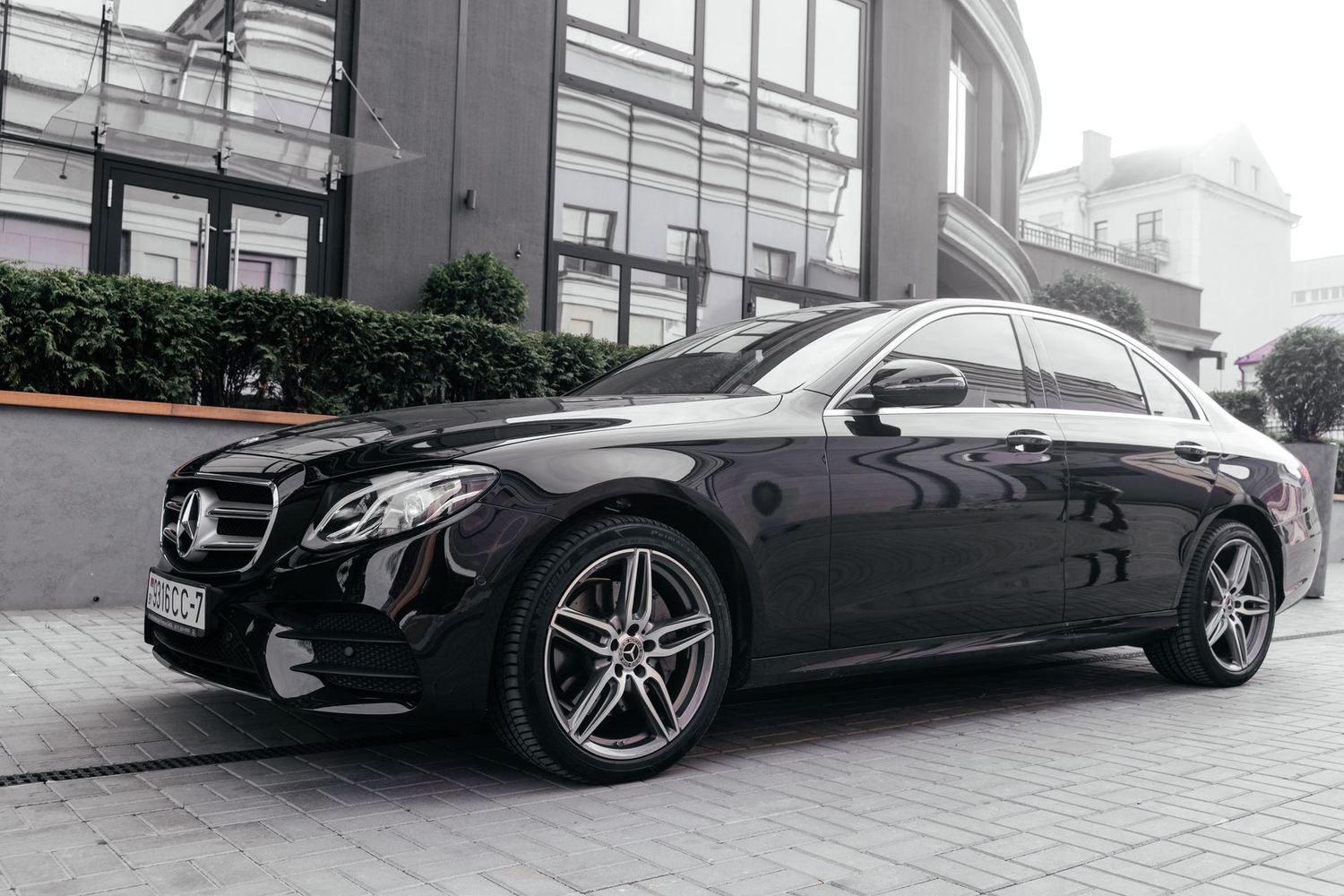 Executive Sedan chauffeur vehicle
