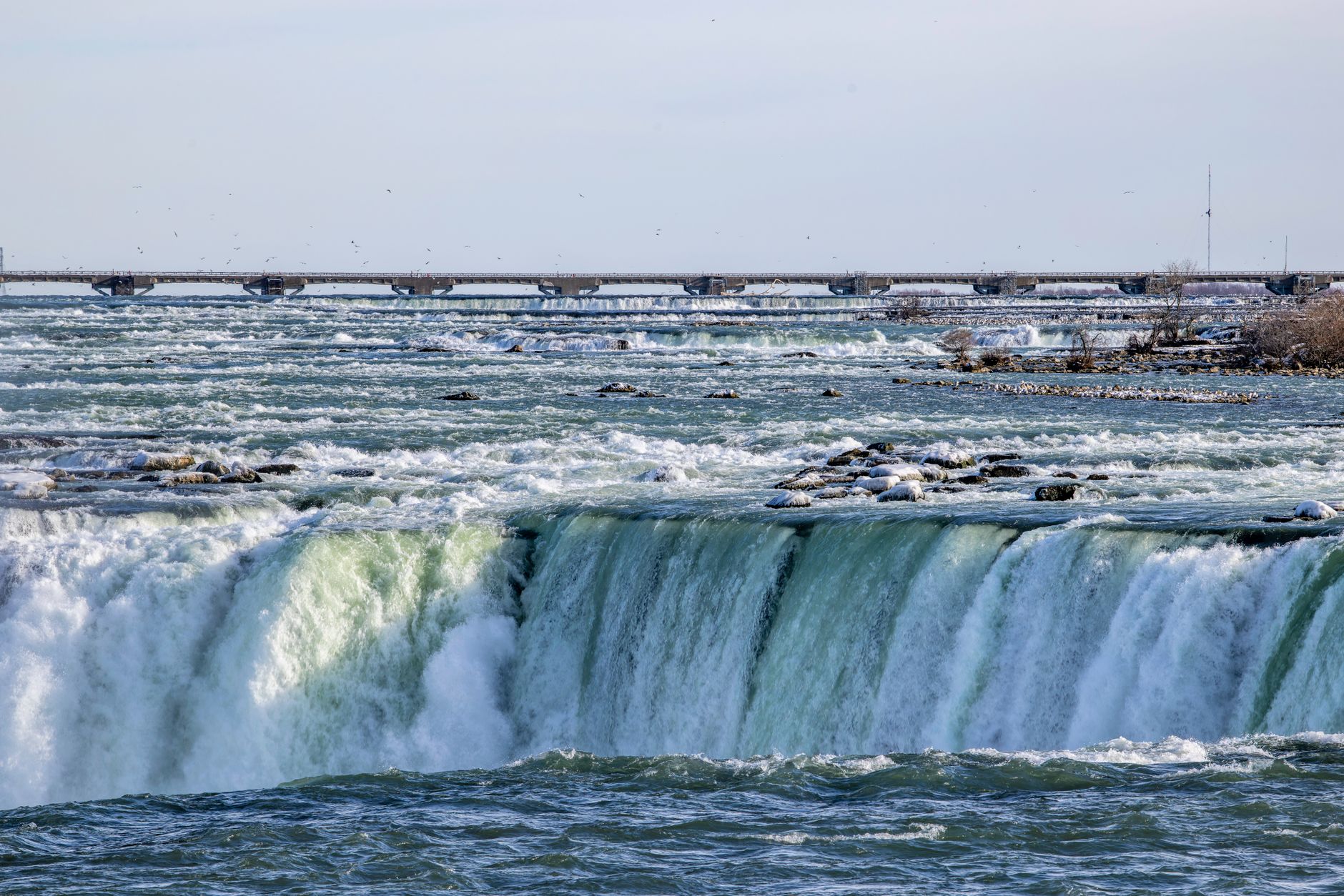 Toronto to Niagara Falls by private car: timings, stops and what it costs you in time